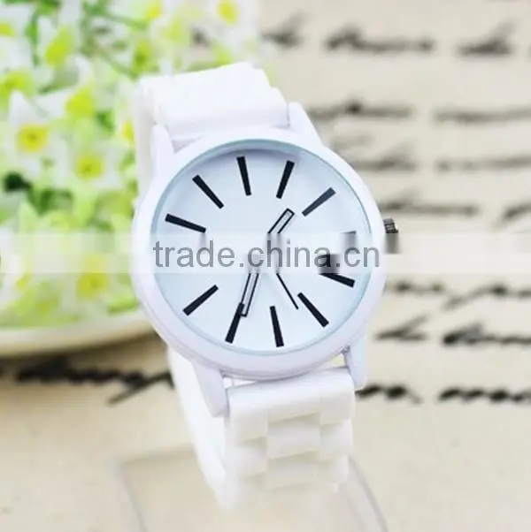 2013 lovely item popular design silicone watches men