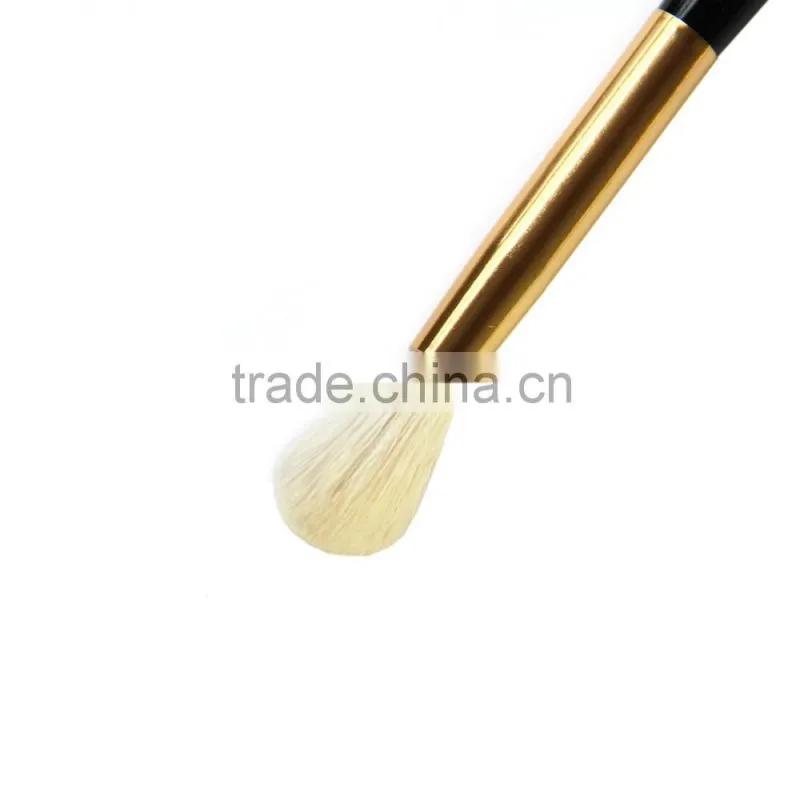 7pcs wood handle high light makeup brush for professional makeuo dresser