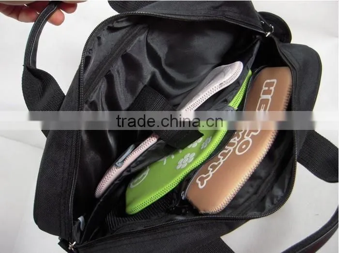 Trendy laptop meeting bag