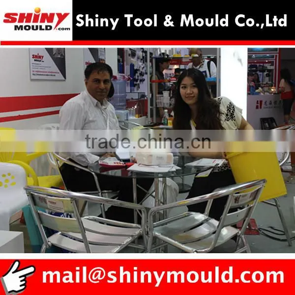 Plastic Battery Box Mold