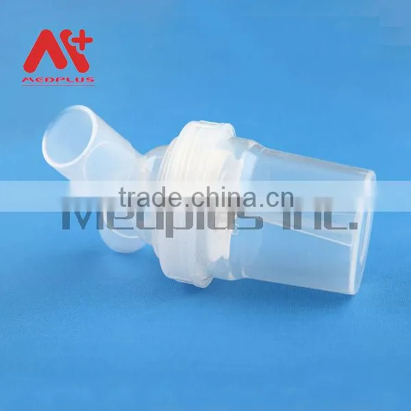 Low respiratory resistance breathing circuit