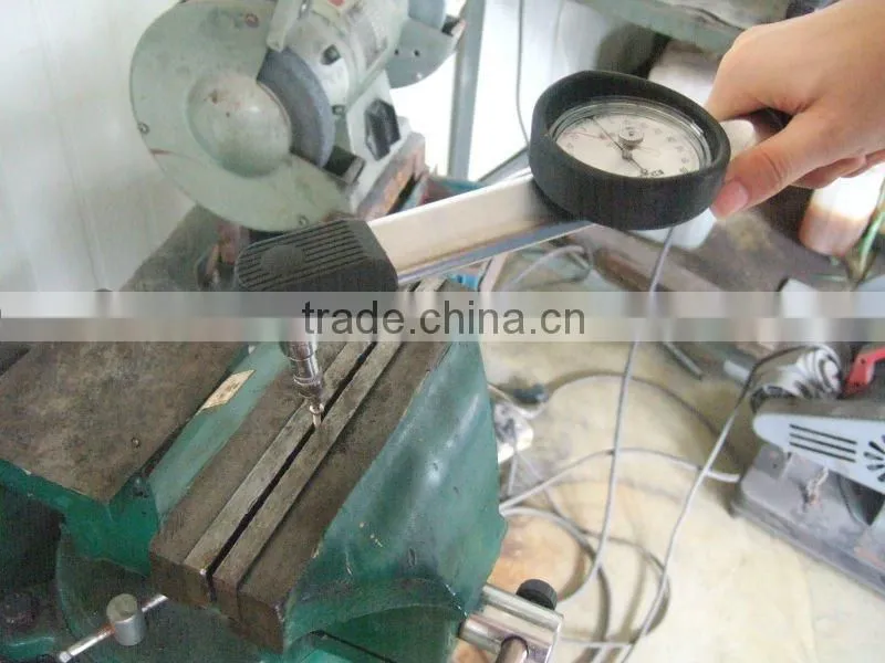Cross Recessed Raised Cheese Head Screws