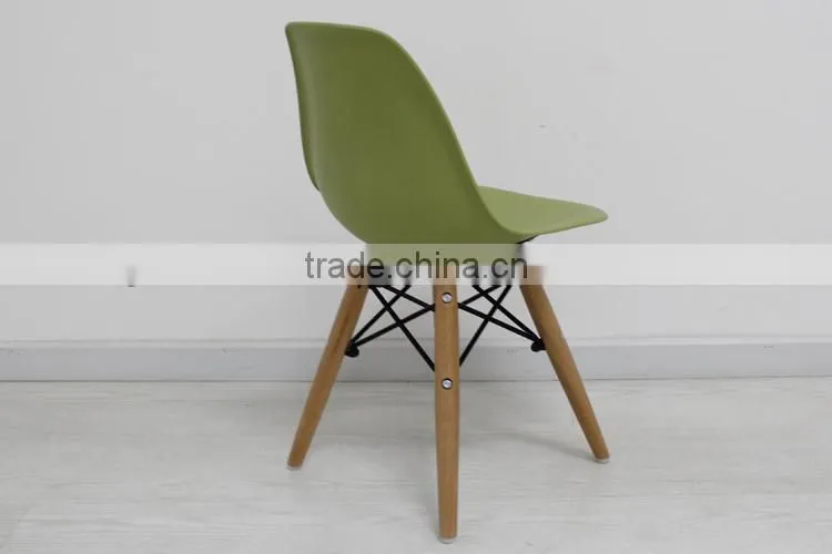 Living room furniture high quality child plastic seat with solid wood legs dining chair