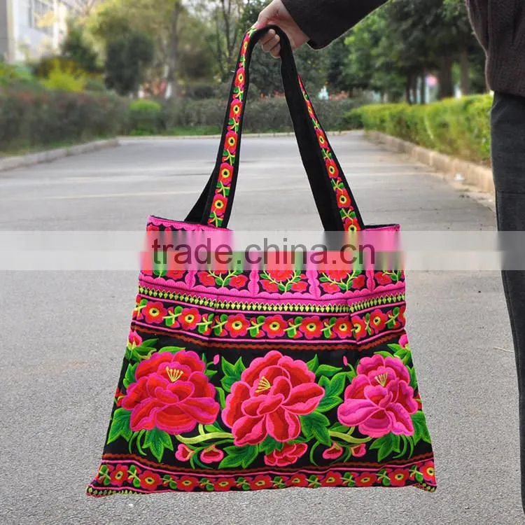 2016 new embroidery bag women shoulder bag with flower embroidery