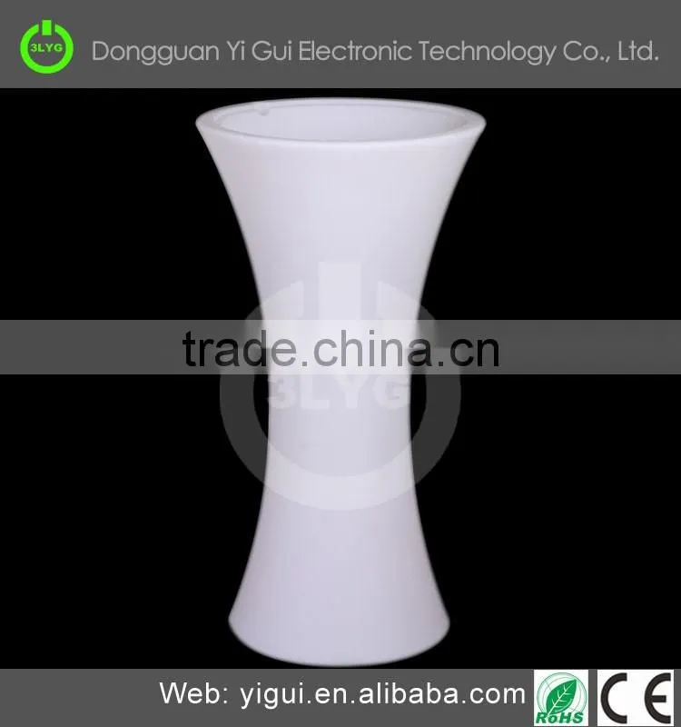 LED 16 color switching bar table lighting up PE plastic standing table cocktail table
