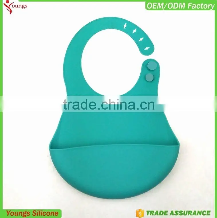 2016 Newest design novelty Eco-friendly soft touch Stylish Wholesale Price Custom-Made Various Colors Waterproof Bib For Babes