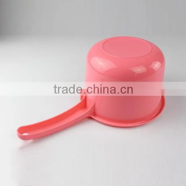 new arrial pp plastic household watering ladle for bathroom
