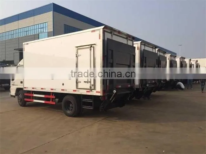 3ton JMC refrigerated truck with hydraulic lifting for sale