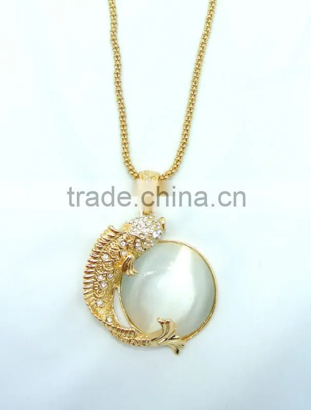 chains pendants jewelry