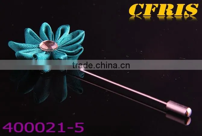 2016 New arriving coniferous flower with crystal inlaid lapel pins