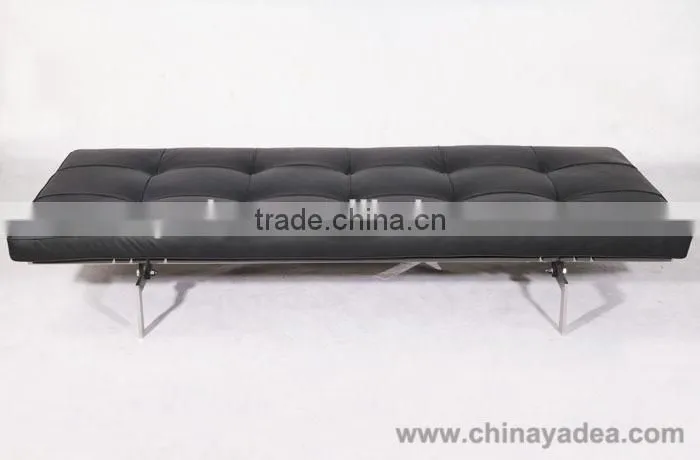 Genuine leather indoor daybed Poul Kjaerholm PK80 daybed for living room