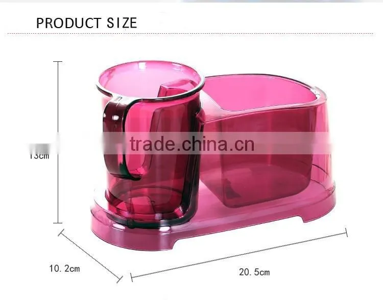 Transparent toothbrush holder with pedestal