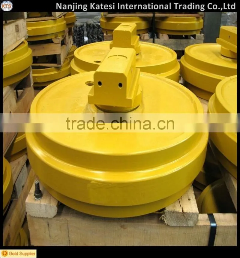 EX200-5 excavator ilder front idler idler roller 9134282
