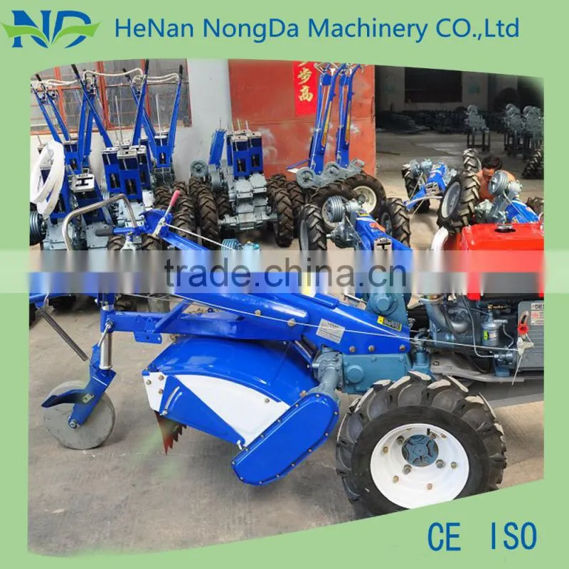 Small combine 4 rows corn reaping machine