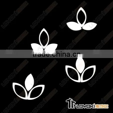 Leaf-shaped wall sticker