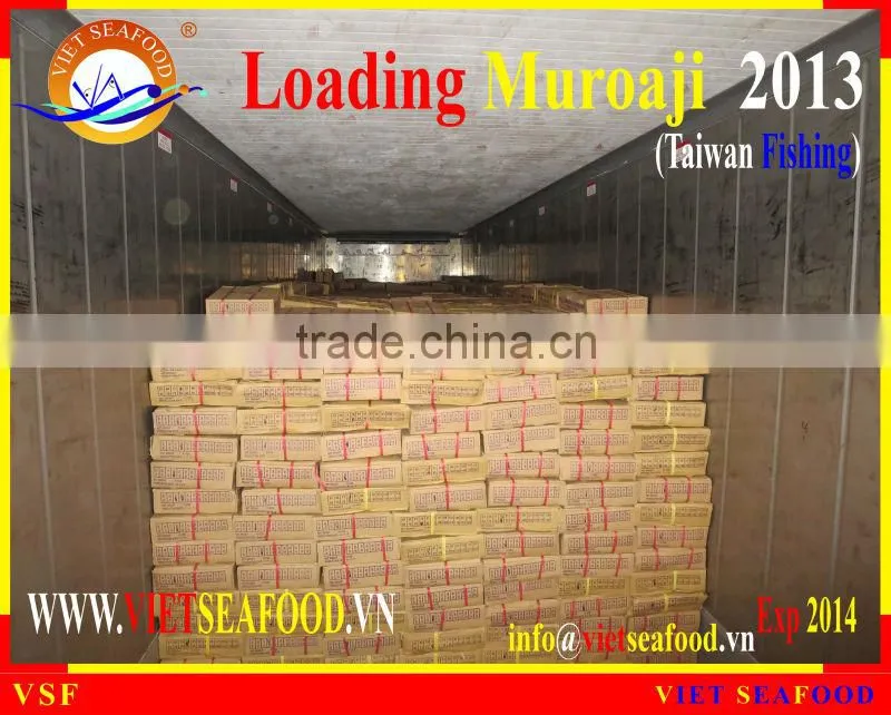 LOADING MUROAJI FOR TUNA BAIT