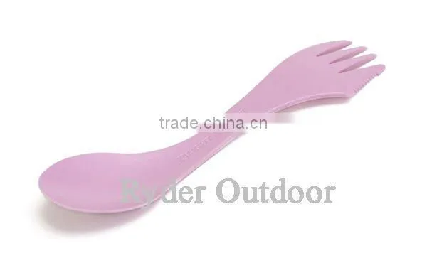 Plastic Spoons Forks and Knives