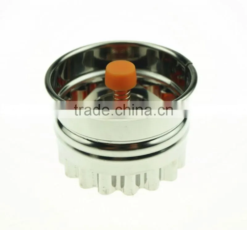 47074 Cake Pan Smile Shape Cookie Cutters Press Mold Biscuit Decorating Tools