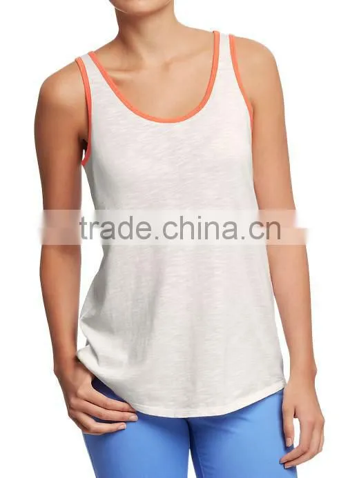 WOMEN'S PINTUCK DESIGN TANK TOP