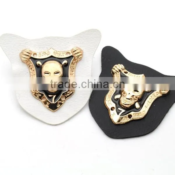 Black/white PU sew on leather label patches metal alloy skull badges cloth labels for jeans jacket PLB-019