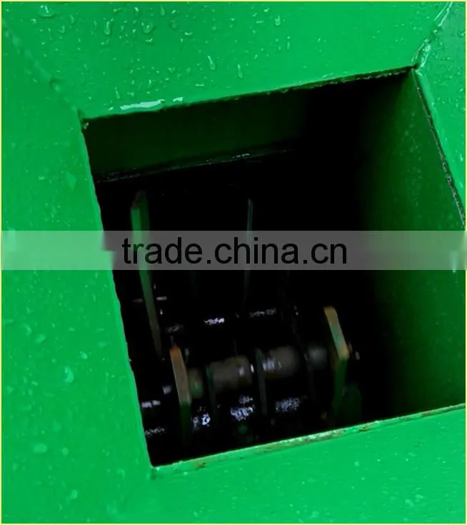 Easy operation Crusher for fertilizer making/Chicken manure crushing machine/Fowl manure crusher