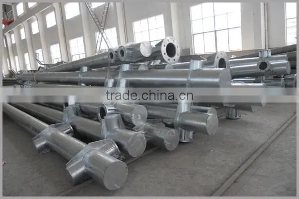 Steel camera mounting traffic signal pole