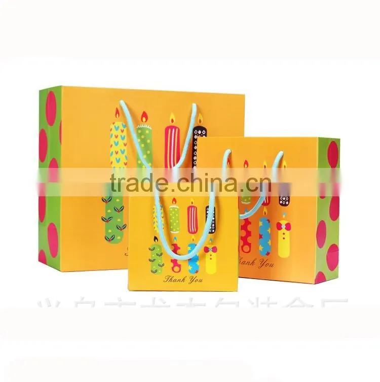 lovely children garment paper bag for kid gift