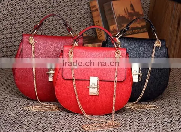 Posh round shell style snap closure women pu sling bag with metal chain