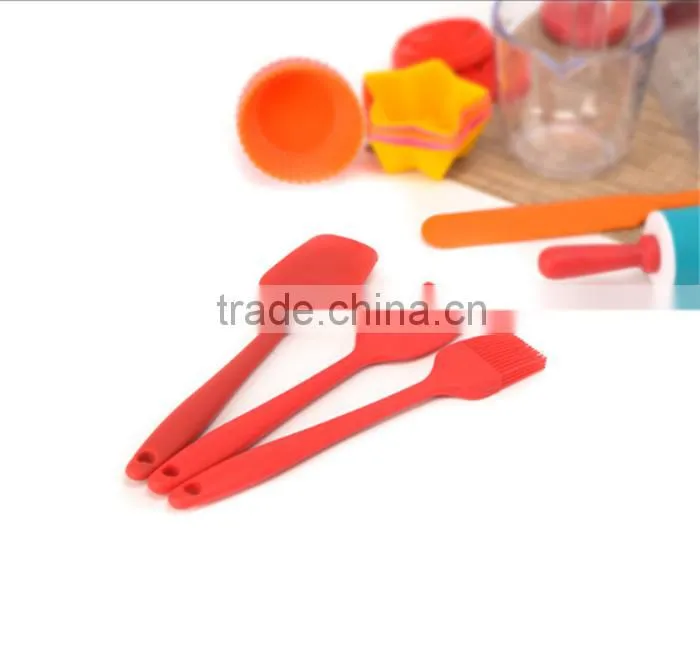 Wholesale Non-stick Durable Silicone Spatula Set of 3 Pieces-2 Pieces Silicone Spatula and 1 brush silicone spatula set of 3