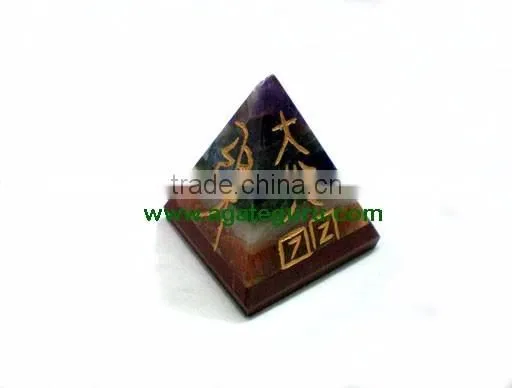 Amethyst Pyramids : Wholesale Pyramids