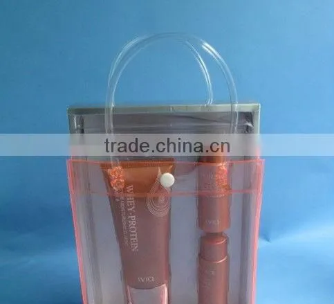 Die-cut PVC plastic handle bag with button for shopping/gift
