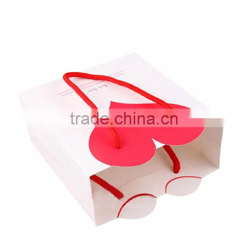 Fashiom comestic paper bag with handle