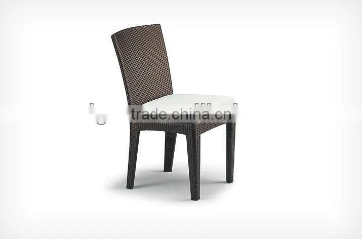 2017 Trade Assurance Hot Sale New Design all weather outdoor pe rattan simple table set for garden