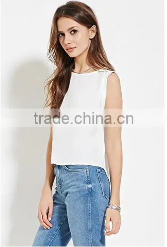 Lady's loose short after long sleeveless shirt before pure color