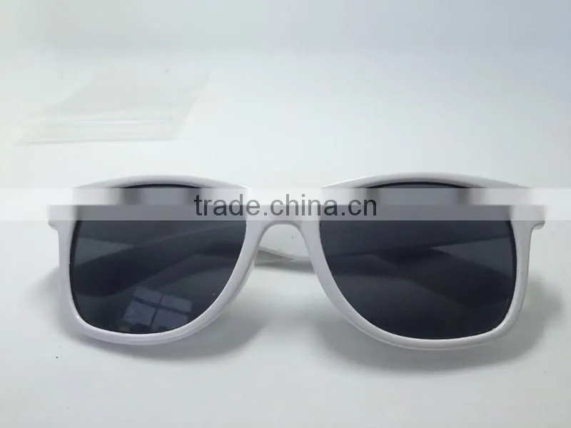 Factory direct OEM promotional plastic UV400 sunglasses colorful
