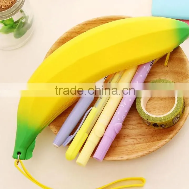 Banana Shaped Silicone Coin Walle/travel wallet/slim wallet