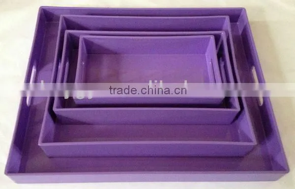 Plastic tray