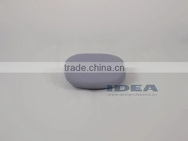 Replica Eero Saarinen Tulip Chair - Grey Cushion
