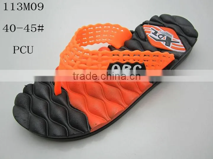 New Designed Men Beach Slippers in Flipflops