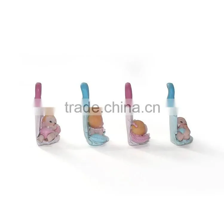 2016 Baby Girl Ornament Kids With Lovely Baby Resin Figurine