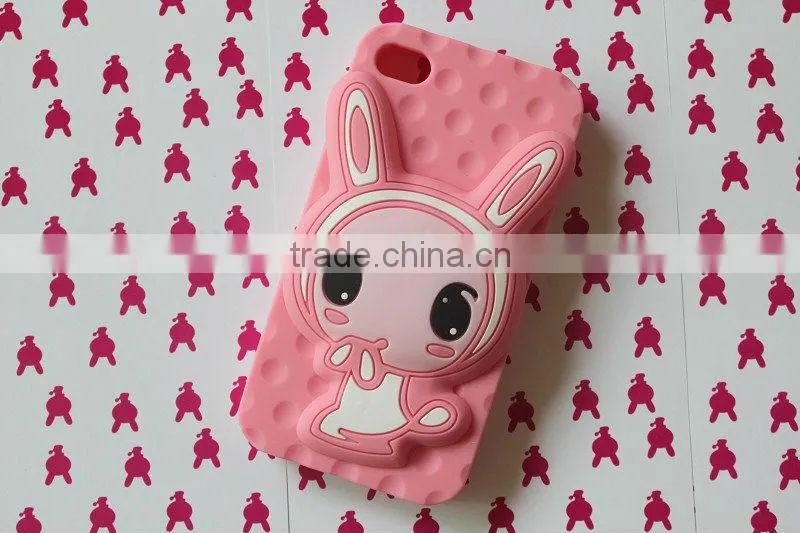 The high quality Dongguan factory manufacture silicone mobile phone cover for Shy Rabbit