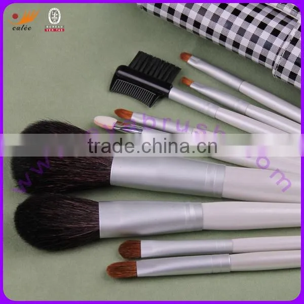 Travel Makeup Brush Set with 9-Piece, White Aluminum Ferrule and Wooden Handle