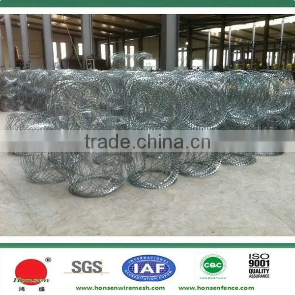 Good quality big discount razor wire prison fence