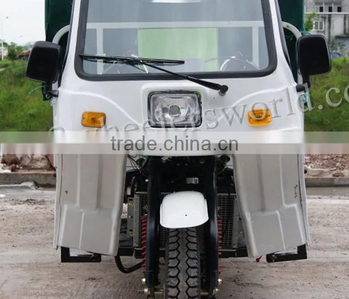 2014 China manufature 200cc water cooled zhongsheng&Lifan ambulance vehicle/tricycle ambulance/used ambulances for sale