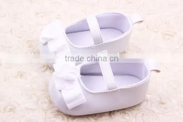 New Sweet Anti-slip Flat Flower Princess First Walkers PU Baby Newborn Shoes