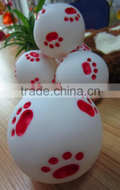 wholesale pet products--Everfriend 9.1cm white vinyl ball with red paw print