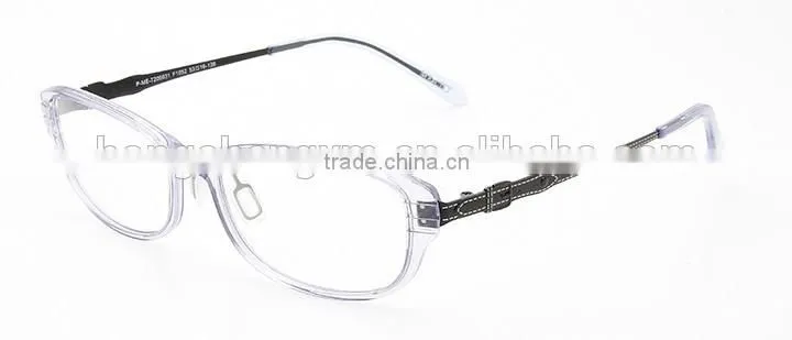 3.0TR frame optics with imitate leather grain temple