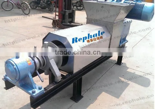 Double screw coffee grounds pressing machine with SUS304