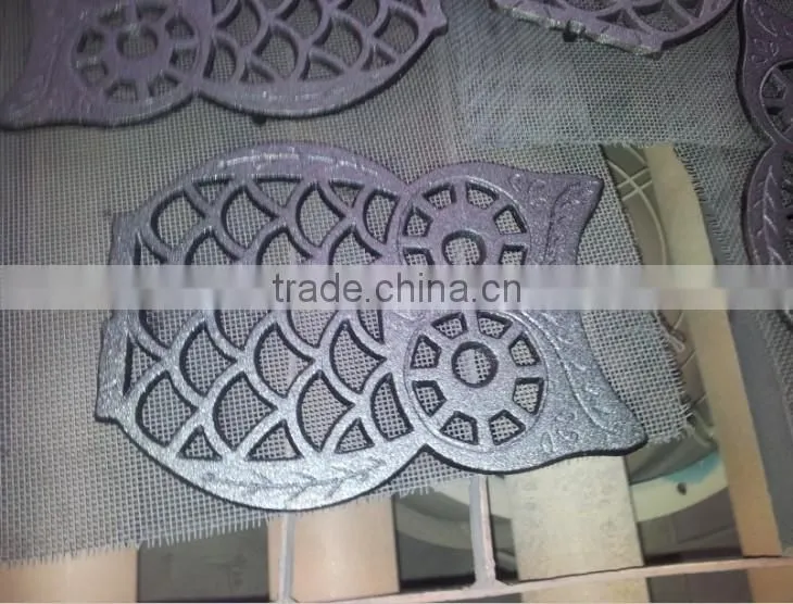 Enamel Cast Iron table mat