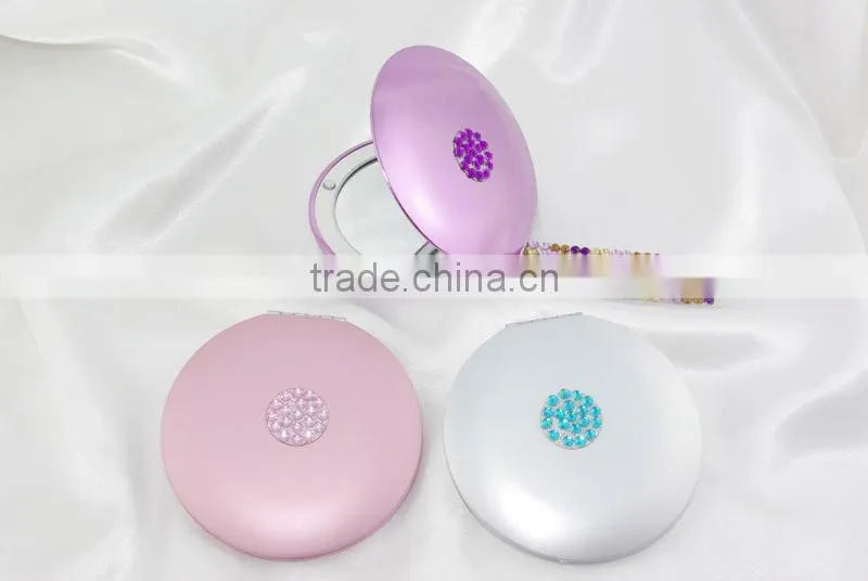 metal pocket mirror
